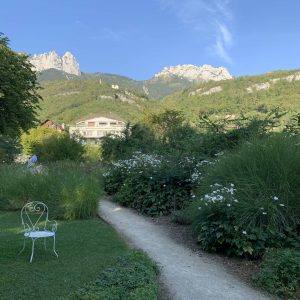 Les montagnes d’Annecy Les montagnes d'Annecy