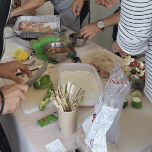 confection de sushis et de makis